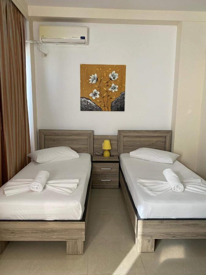 Apartamente Berti'S Garden Saranda Kültér fotó