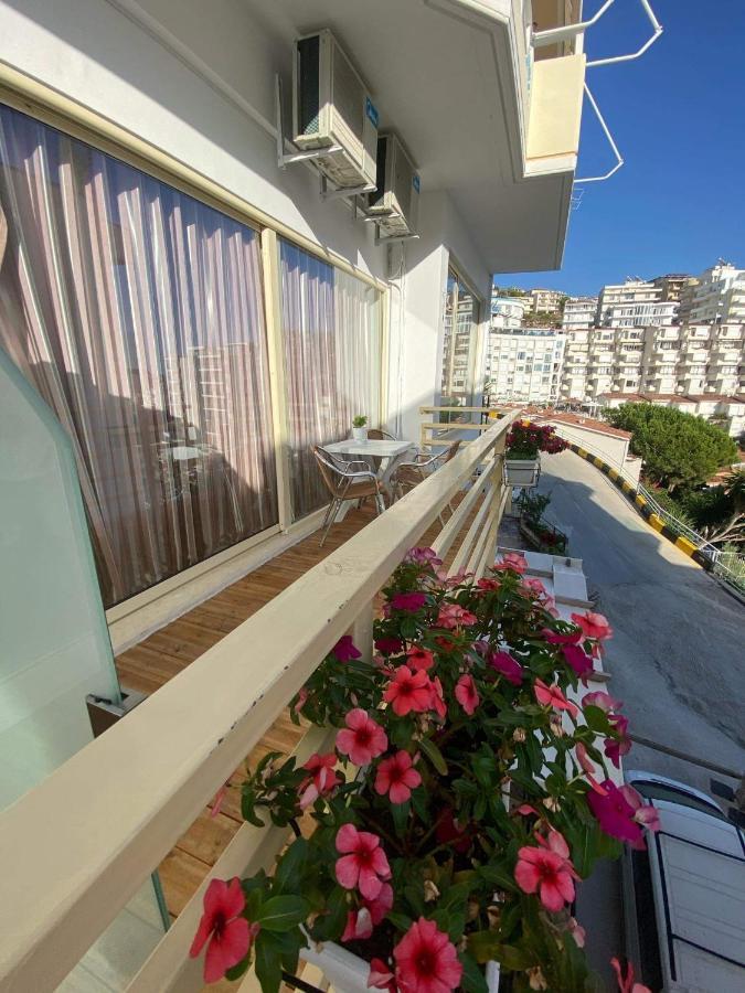 Apartamente Berti'S Garden Saranda Kültér fotó