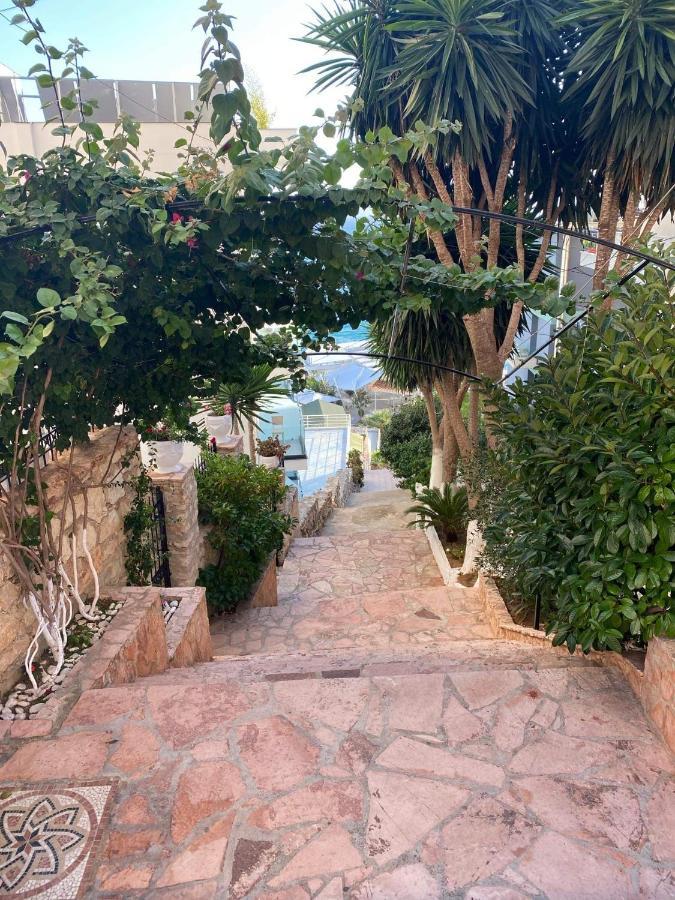 Apartamente Berti'S Garden Saranda Kültér fotó