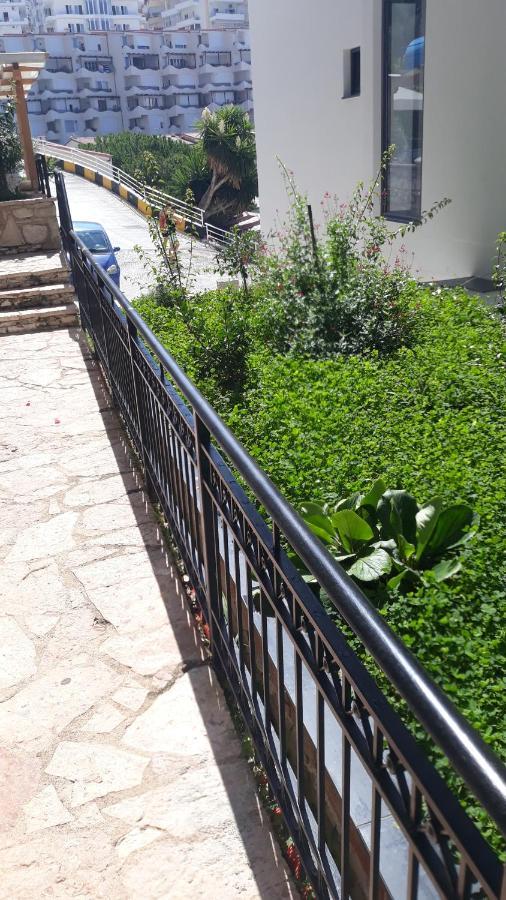 Apartamente Berti'S Garden Saranda Kültér fotó