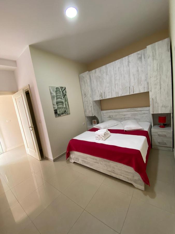 Apartamente Berti'S Garden Saranda Kültér fotó